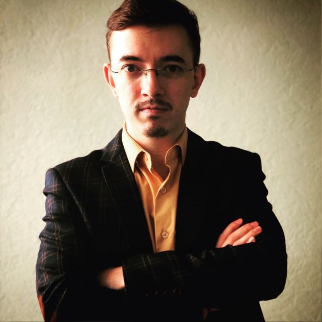 Максим Геннадьевич Огур