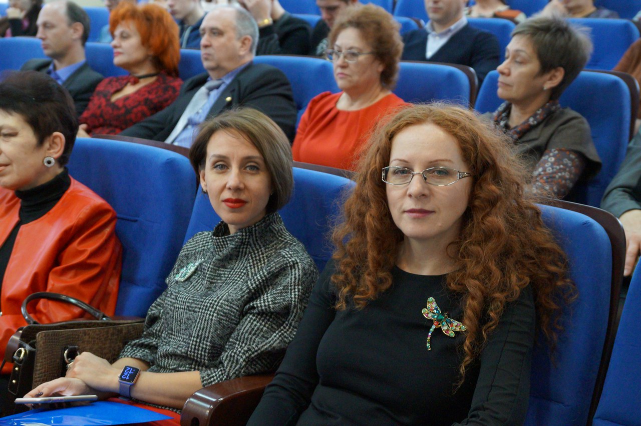 Региональное отделение общества «Знание» вручило заслуженные награды