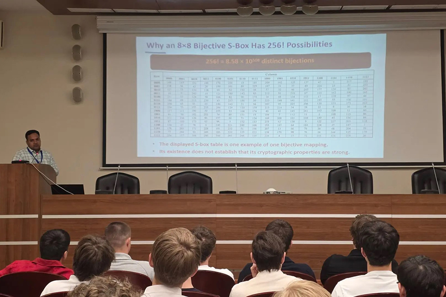 aisma-2026-v-skfu-zavershilsya-seminar-posvyashchyennyy-dialogu-nauki-i-praktiki (3).jpg
