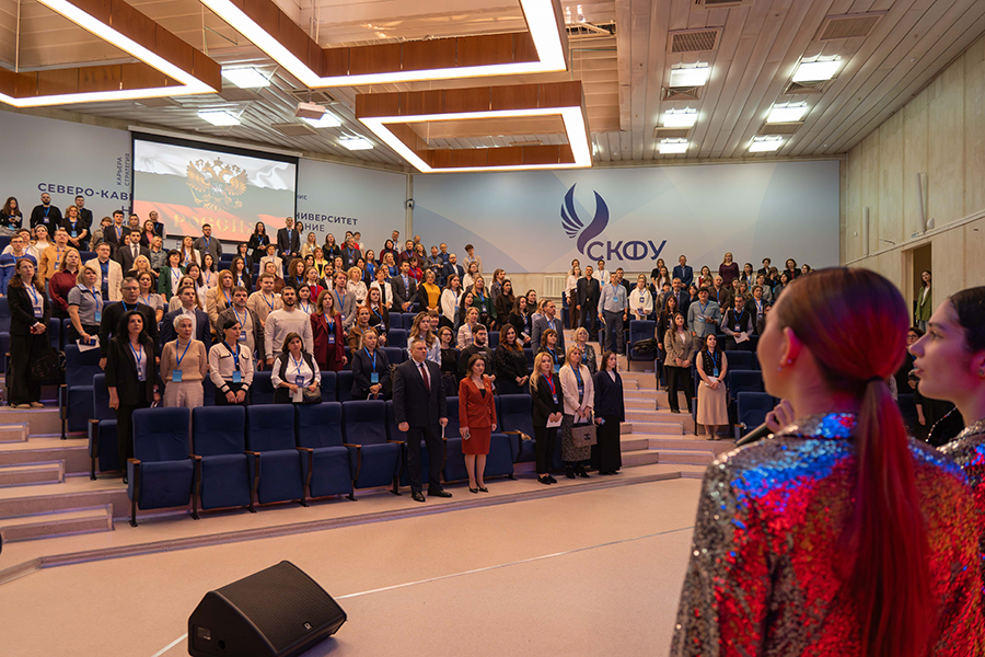 v-skfu-startoval-forum-provodniki-smyslov-dnk-rossii-dlya-prepodavateley-vuzov-severnogo-kavkaza (1).jpg
