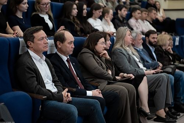 v-skfu-proshla-panelnaya-diskussiya-o-kadrovykh-strategiyakh-v-pravovoy-sfere.jpg