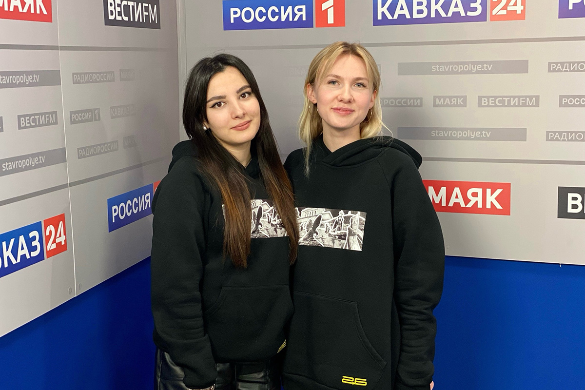 aktivistki-skfu-rasskazali-o-realizacii-socialnogo-proekta-marshrut-26-ncfu-ru-01 (2).jpg