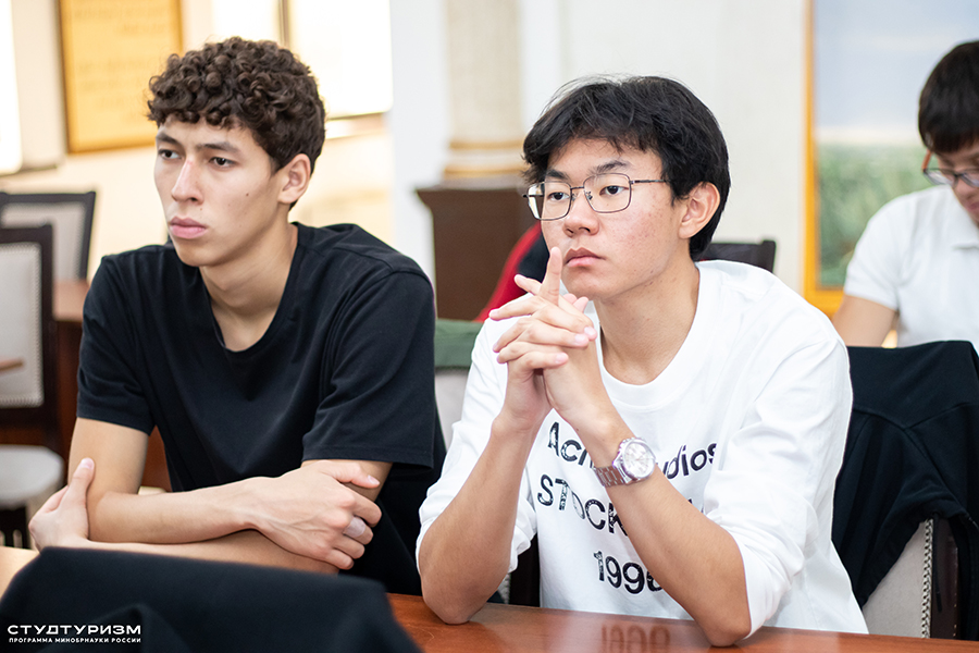 v-almaty-startovala-shkola-studturizma-dlya-studentov-rossii-i-kazakhstana (2).jpg