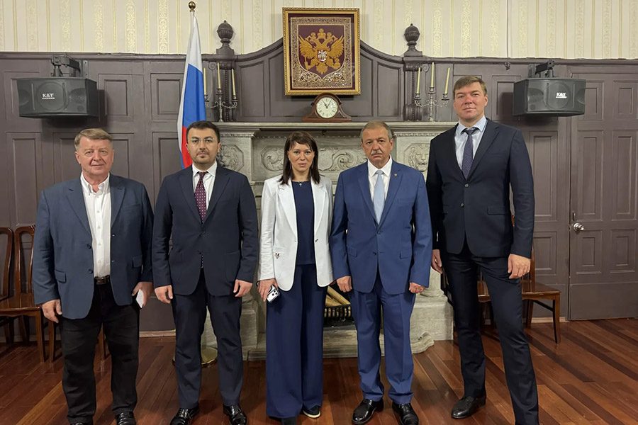 skfu-ukreplyaet-nauchno-obrazovatelnoe-sotrudnichestvo-s-universitetami-kitaya (2).jpg