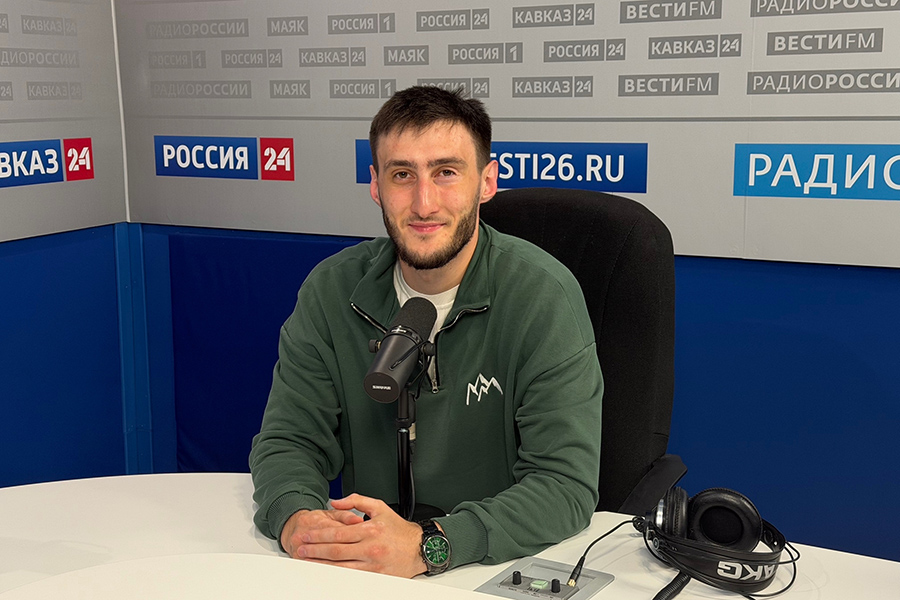 bolshe-chem-proforientatsiya-sotrudnik-skfu-rasskazal-ob-universitetskikh-smenakh-dlya-shkolnikov.jpeg bolshe-chem-proforientatsiya-sotrudnik-skfu-rasskazal-ob-universitetskikh-smenakh-dlya-shkolnikov.jpeg