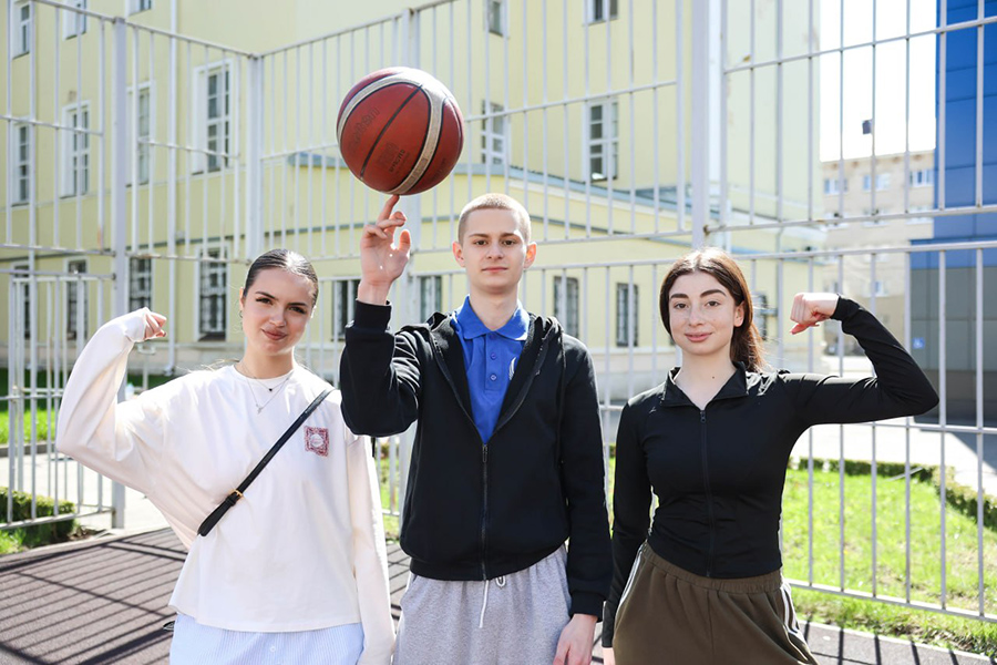 silnee-vmeste-studenty-skfu-srazilis-na-spartakiade-ko-dnyu-zdorovya (1).jpg silnee-vmeste-studenty-skfu-srazilis-na-spartakiade-ko-dnyu-zdorovya (1).jpg