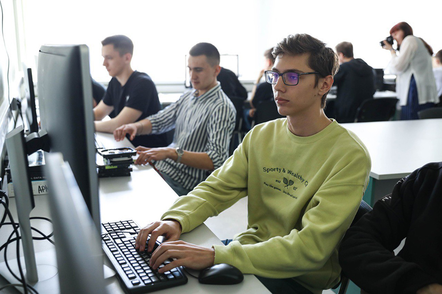 Ученые СКФУ запатентовали технологию безопасного взаимодействия для умного дома ncfu 3.jpg