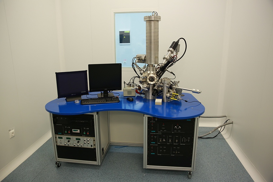 Mass-spektrometicheskaya-ustanovka-na-vtorichnyh-ionah-2.JPG_1243590492.jpg