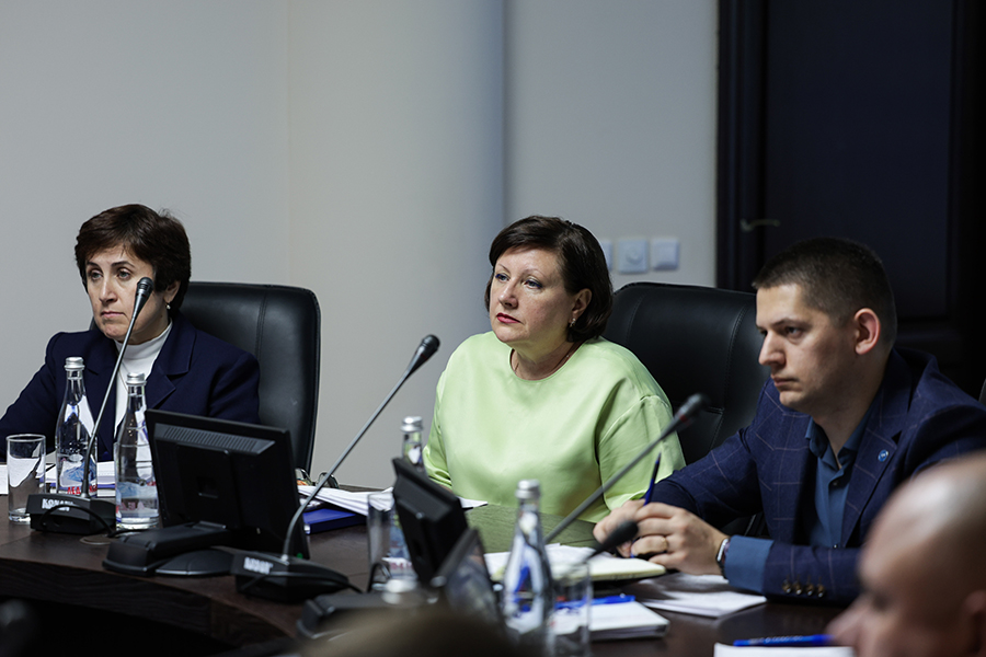 Работа на принципах открытости в Северо-Кавказском федеральном университете прошло заседание комиссии по соблюдению требований к должностному поведению (2).jpg Работа на принципах открытости в Северо-Кавказском федеральном университете прошло заседание комиссии по соблюдению требований к должностному поведению (2).jpg