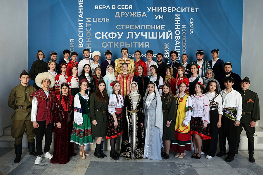 v-skfu-sostoyalsya-pervyy-vserossiyskiy-diktant-rossiya-dom-narodov.jpg v-skfu-sostoyalsya-pervyy-vserossiyskiy-diktant-rossiya-dom-narodov.jpg