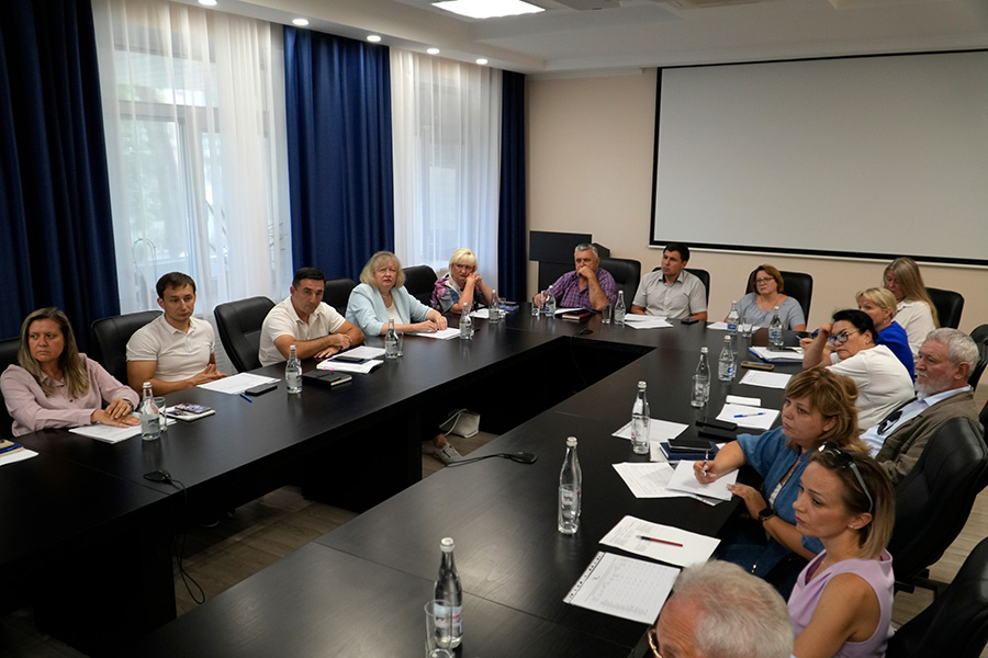 v-skfu-proveli-zasedanie-komissii-po-zameshcheniyu-dolzhnostey-pps (1).jpg v-skfu-proveli-zasedanie-komissii-po-zameshcheniyu-dolzhnostey-pps (1).jpg