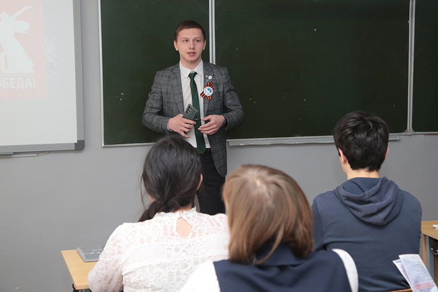 studencheskij-desant-skfu-prodolzhaet-svoyu-rabotu-ncfu-ru-02.jpg