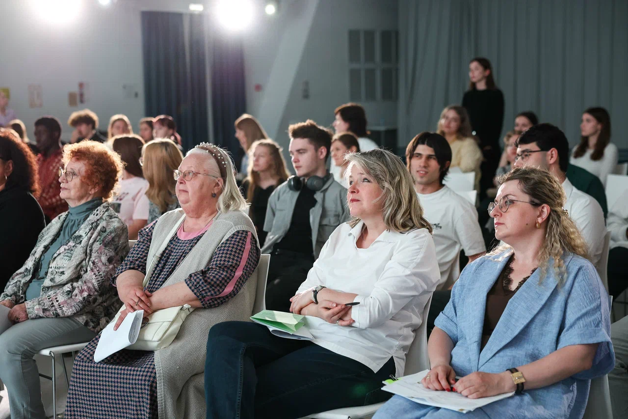 v-mezhdunarodnyy-festival-russkoy-poezii-proshyel-v-skfu (2).jpg v-mezhdunarodnyy-festival-russkoy-poezii-proshyel-v-skfu (2).jpg