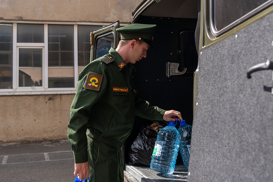 podderzhka-na-peredovoy-skfu-peredal-gumanitarnuyu-pomoshch-voennosluzhashchim- (3).jpg podderzhka-na-peredovoy-skfu-peredal-gumanitarnuyu-pomoshch-voennosluzhashchim- (3).jpg