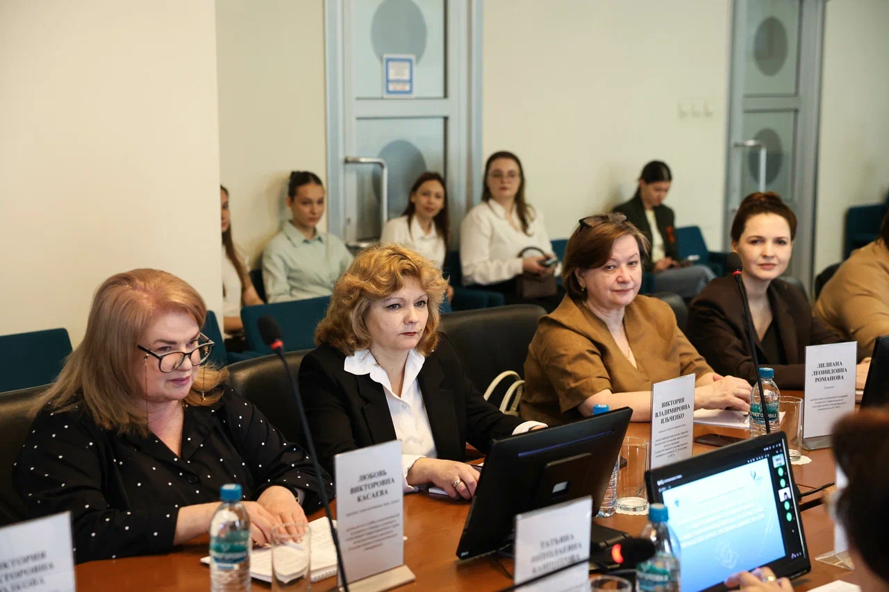 v-skfu-obsudili-budushchee-psikhologicheskoy-podderzhki-studentov (2).jpg