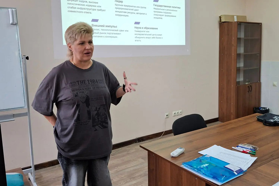 delegatsiya-skfu-provela-obrazovatelnye-i-proektnye-sessii-v-abkhazii (1).jpg