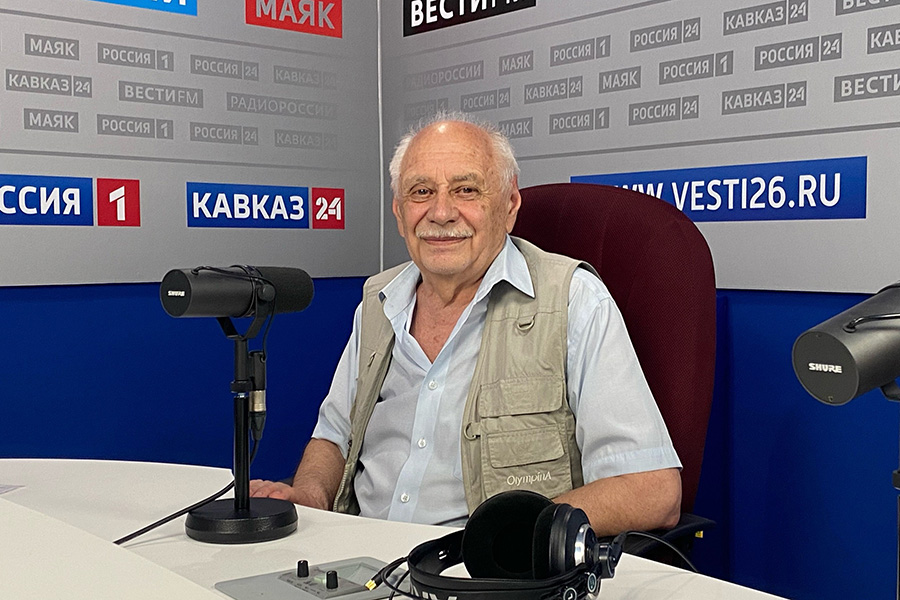 govorim-segodnya-s-uchenym-skfu-o-novom-sposobe-ochishchat-i-obezzarazhivat-vodu-v-polevyh-usloviyah-ncfu-ru-01.jpg