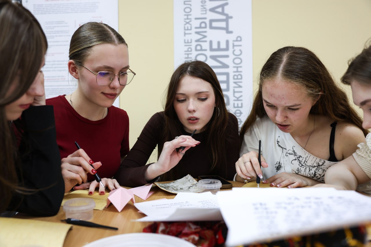v-skfu-otmetili-den-slavyanskoy-pismennosti-i-kultury (1).jpg
