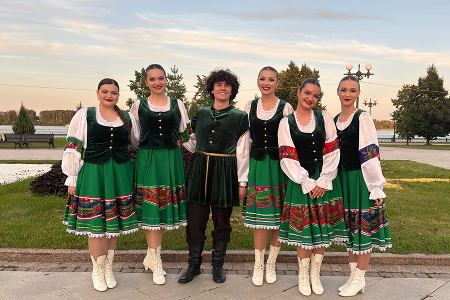 skfu-predstavil-nauchno-obrazovatelnuyu-programmu-na-enogastronomicheskom-festivale-vinograd-v-yaros (3).jpg