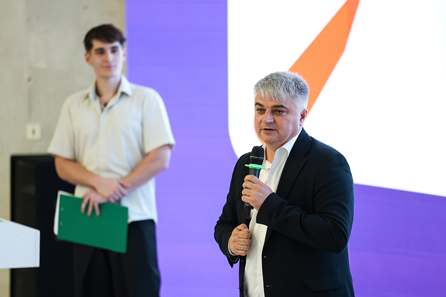 v-skfu-otkryli-novyy-sezon-obrazovatelnoy-programmy-obuchenie-sluzheniem (2).jpg v-skfu-otkryli-novyy-sezon-obrazovatelnoy-programmy-obuchenie-sluzheniem (2).jpg