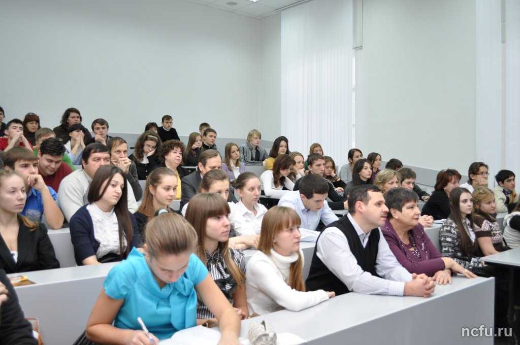 День открытых дверей в Институте естественных наук