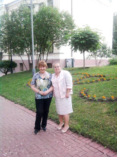 Укреплять связи между учеными