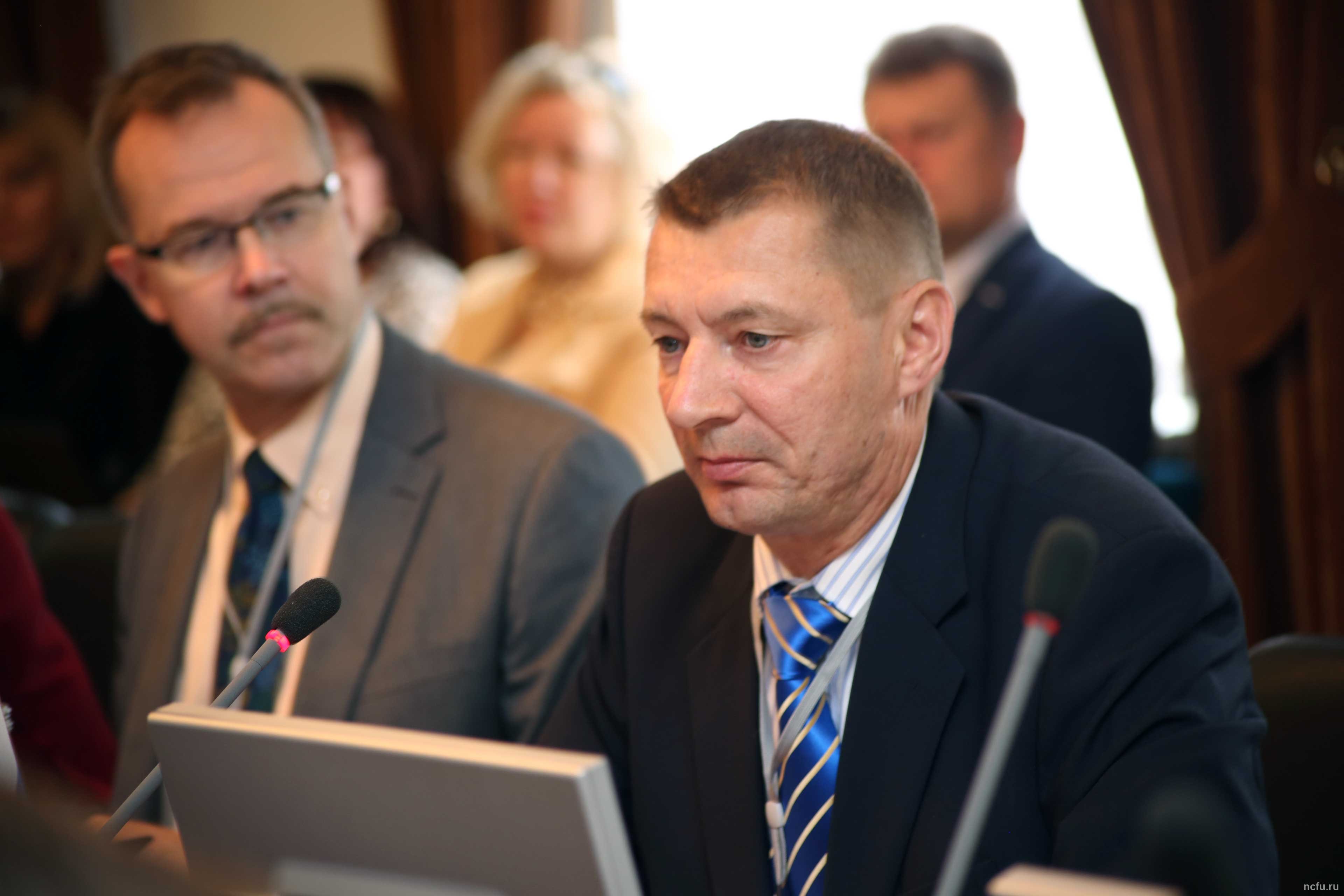 Граница не разделяет, а связывает