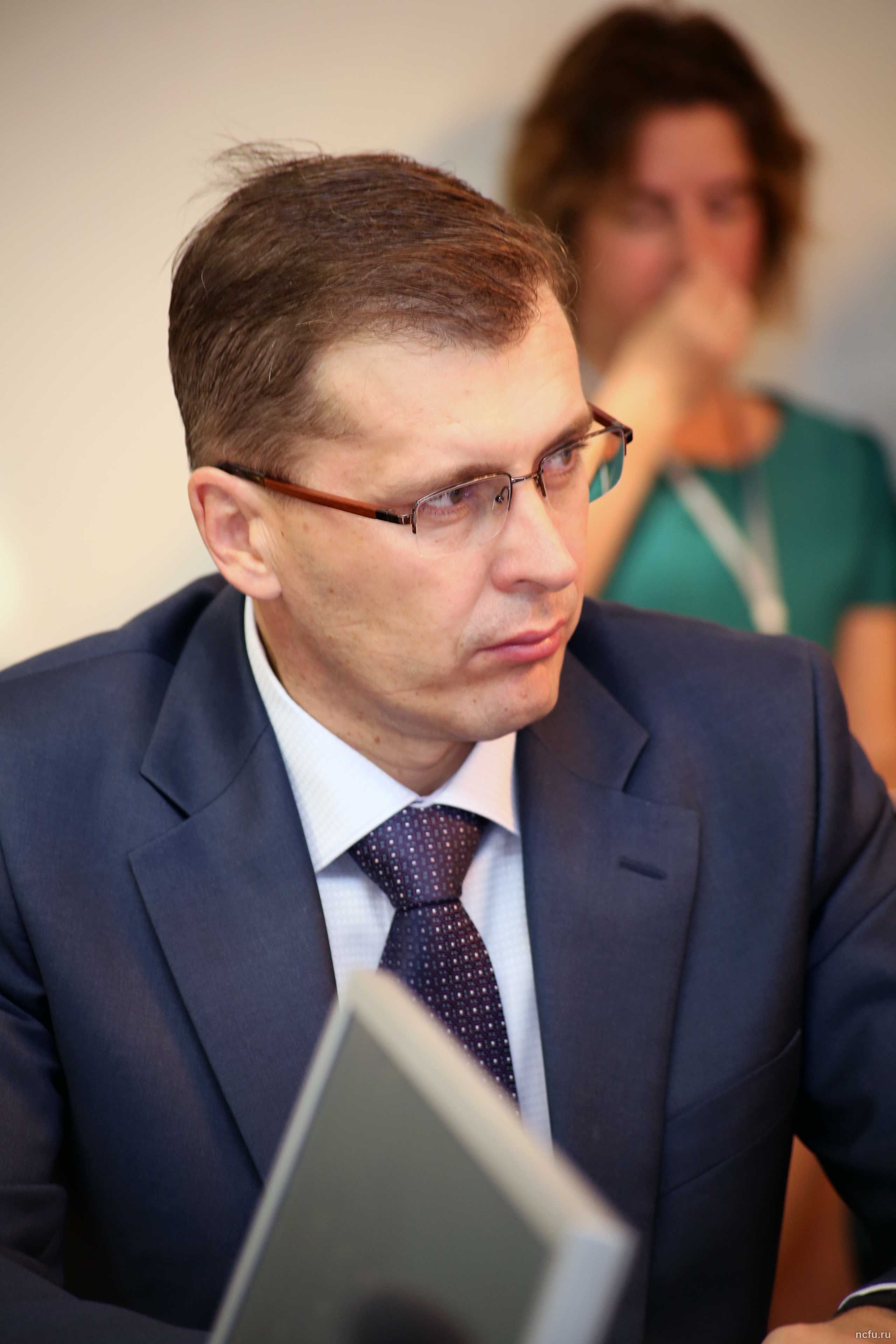 Граница не разделяет, а связывает