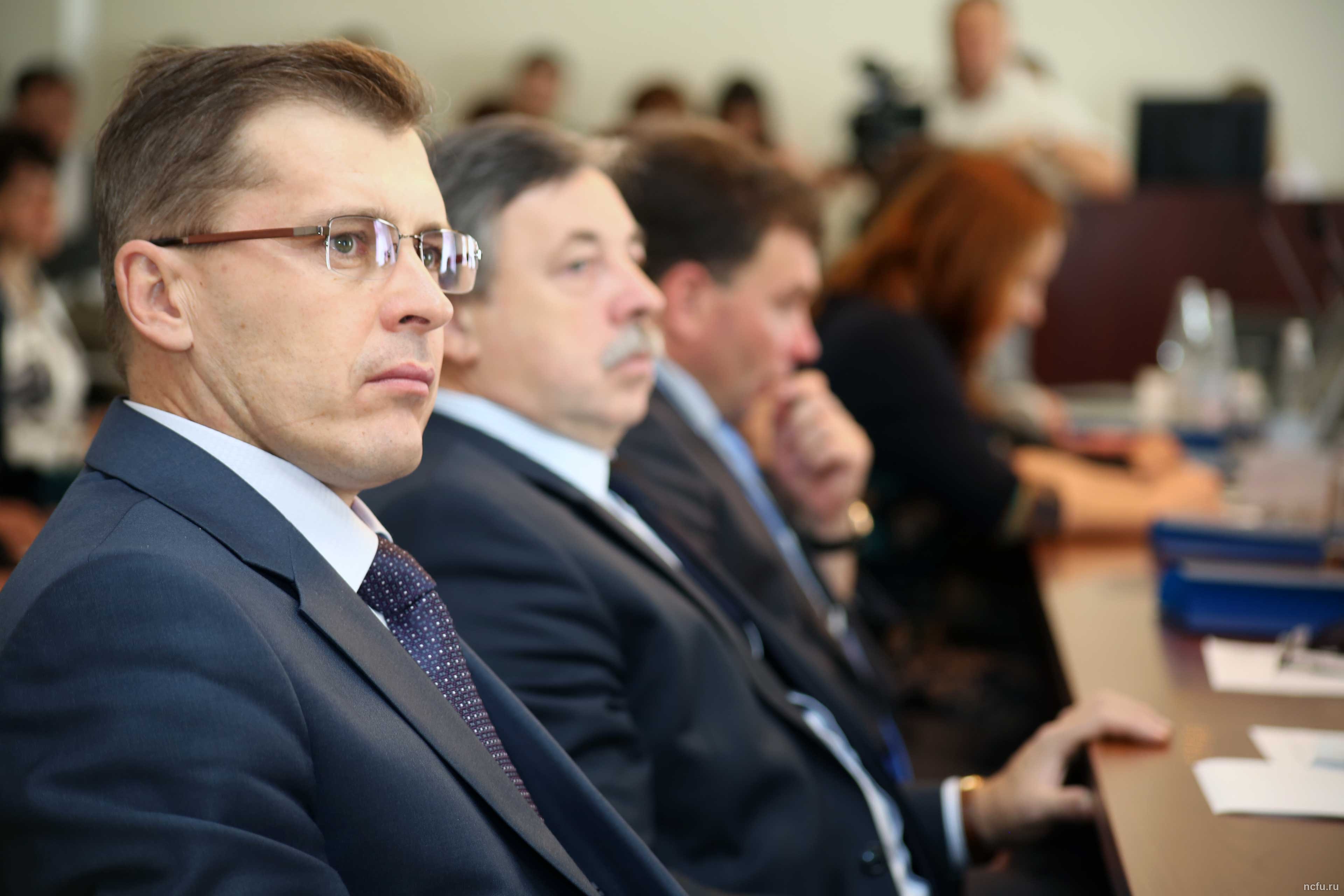 Граница не разделяет, а связывает