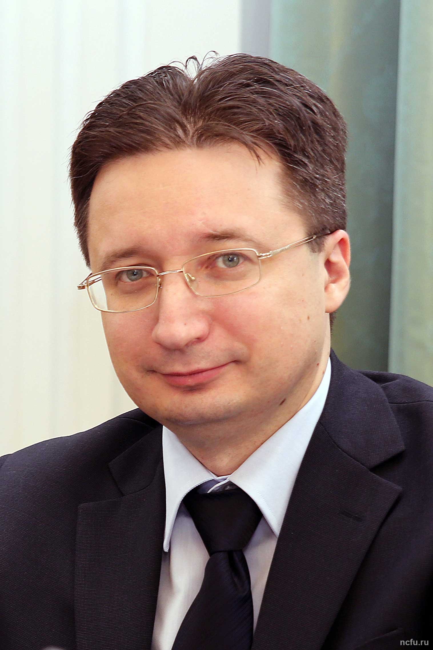 Поздравление с 8 марта от первого проректора СКФУ Дмитрия Сумского