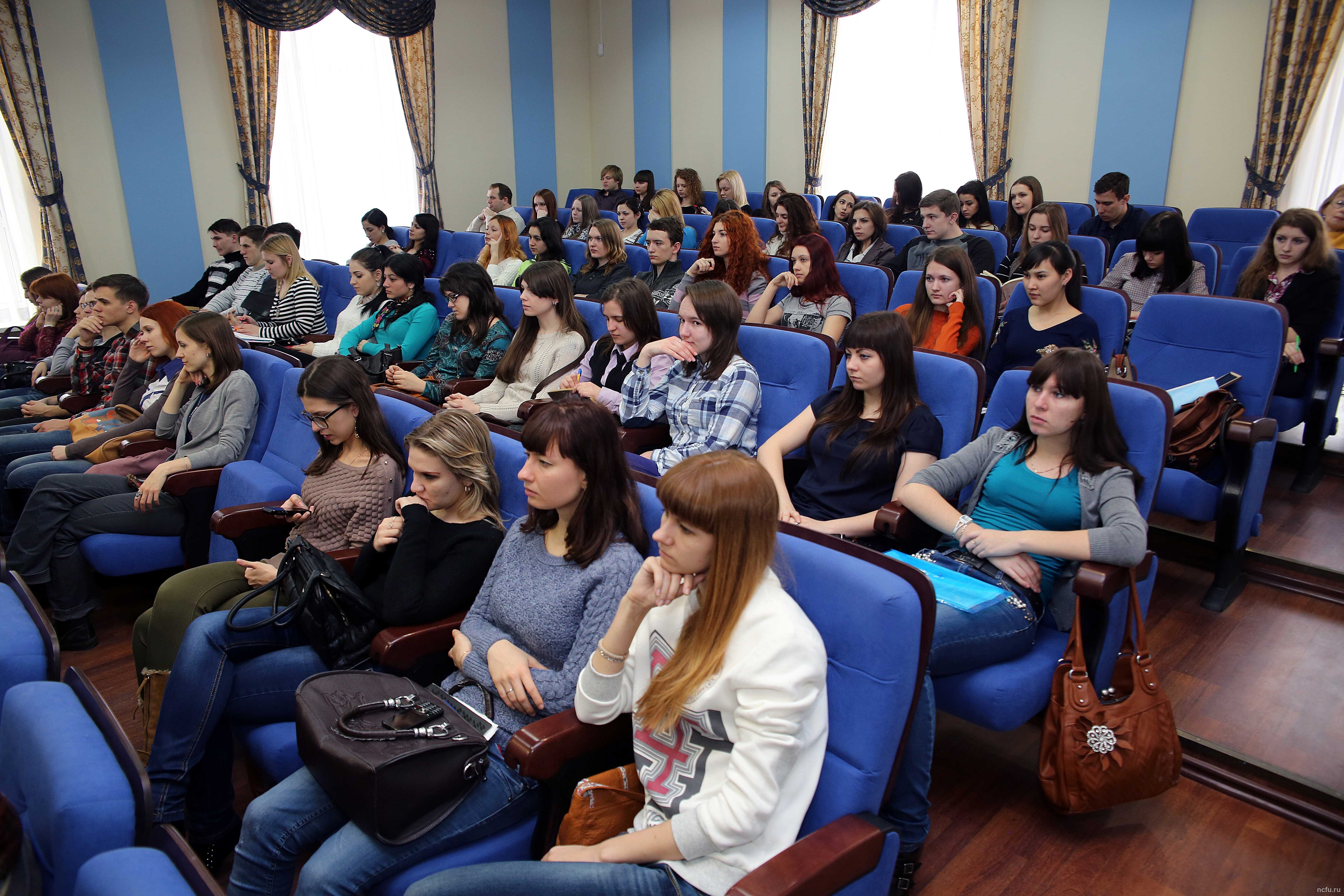 Поздравление с юбилеем премии Г. Лопатина передано в СКФУ