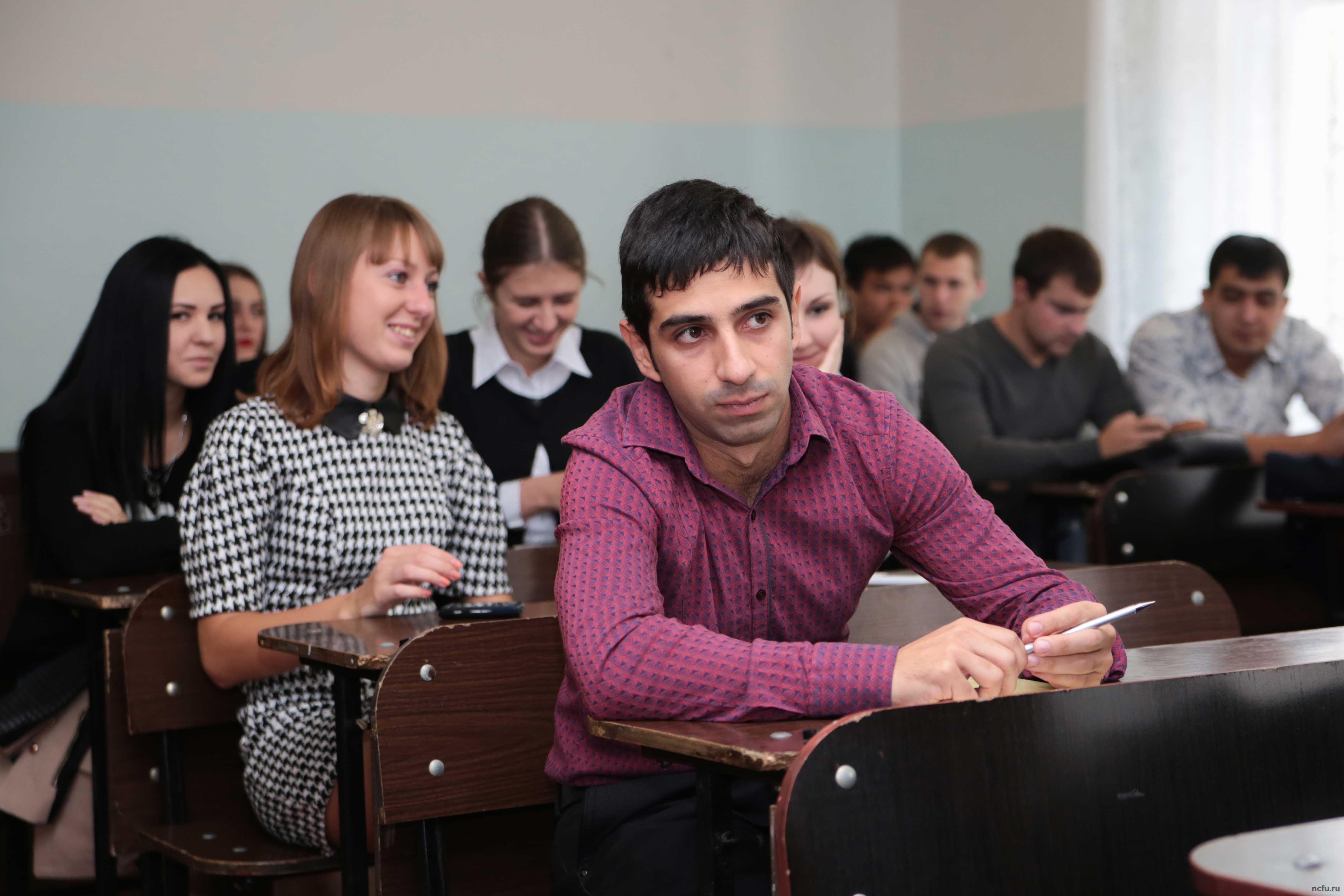 Врио министра финансов Ставропольского края прочитала лекцию для студентов ИЭиУ