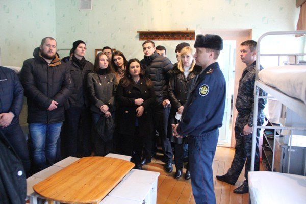 Студенты Юридического института побывали на экскурсии в следственном изоляторе