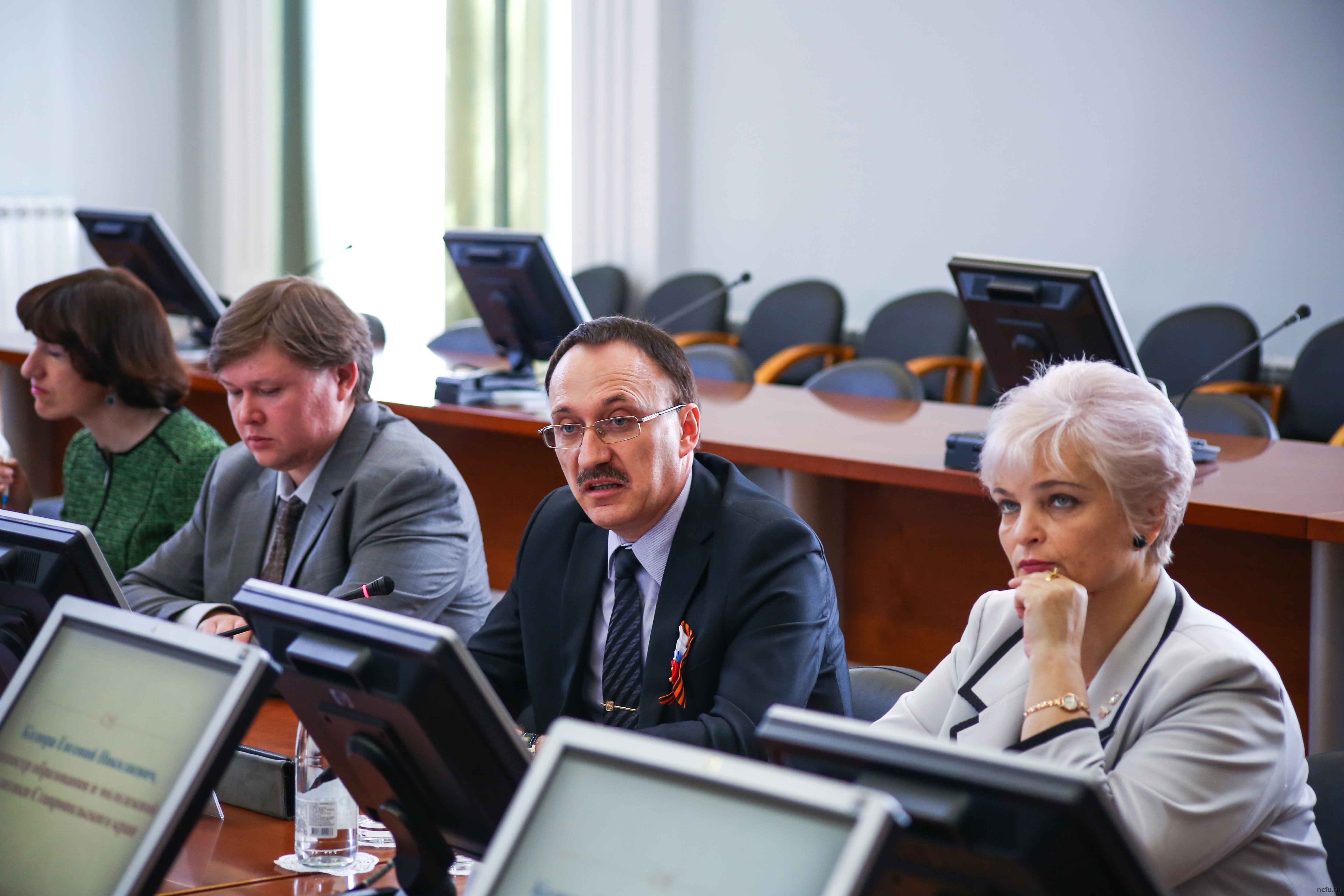 В университете обсуждают выполнение «майских» Указов Президента