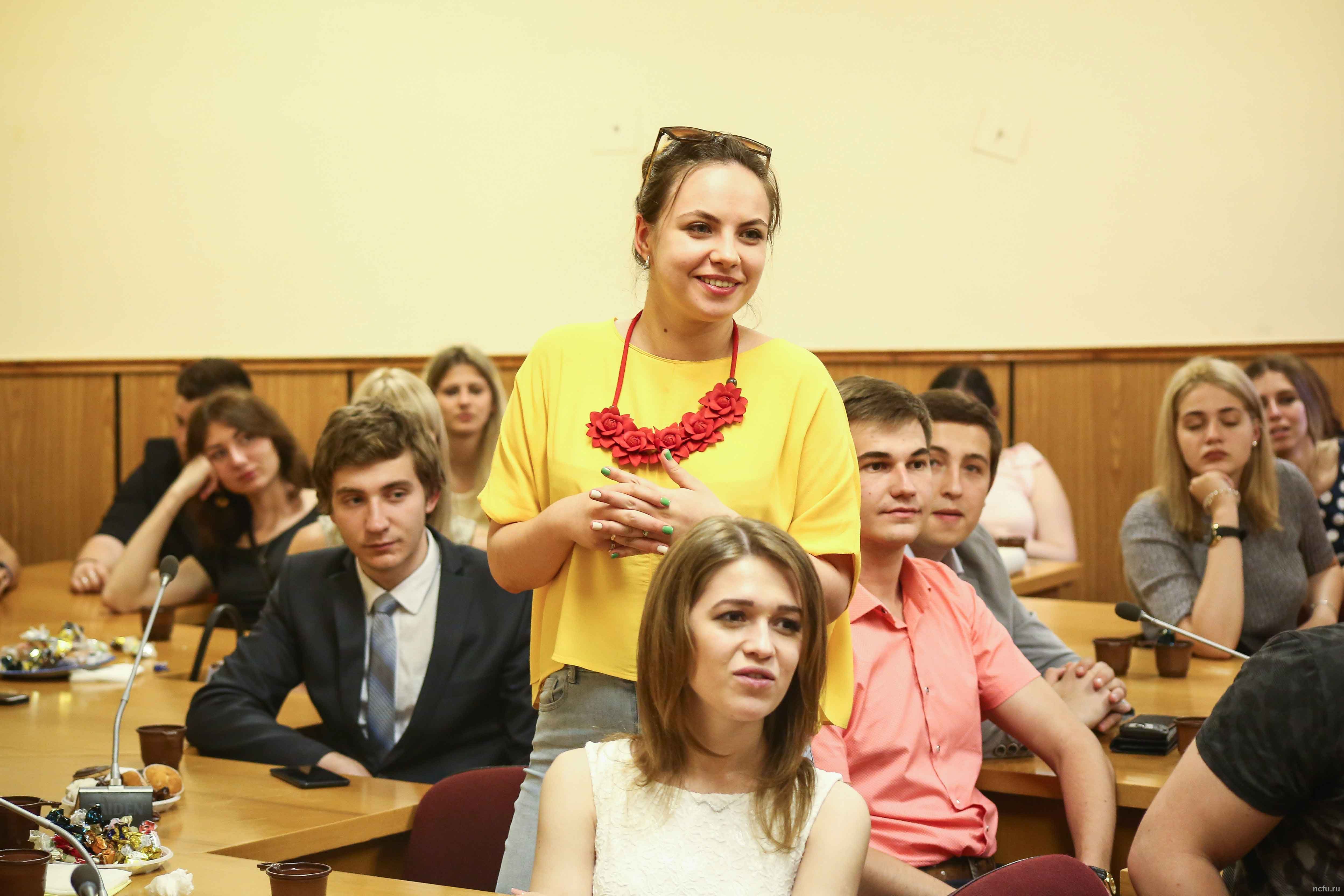 Руководство СКФУ обсудило дальнейшие планы с лучшими студентами вуза