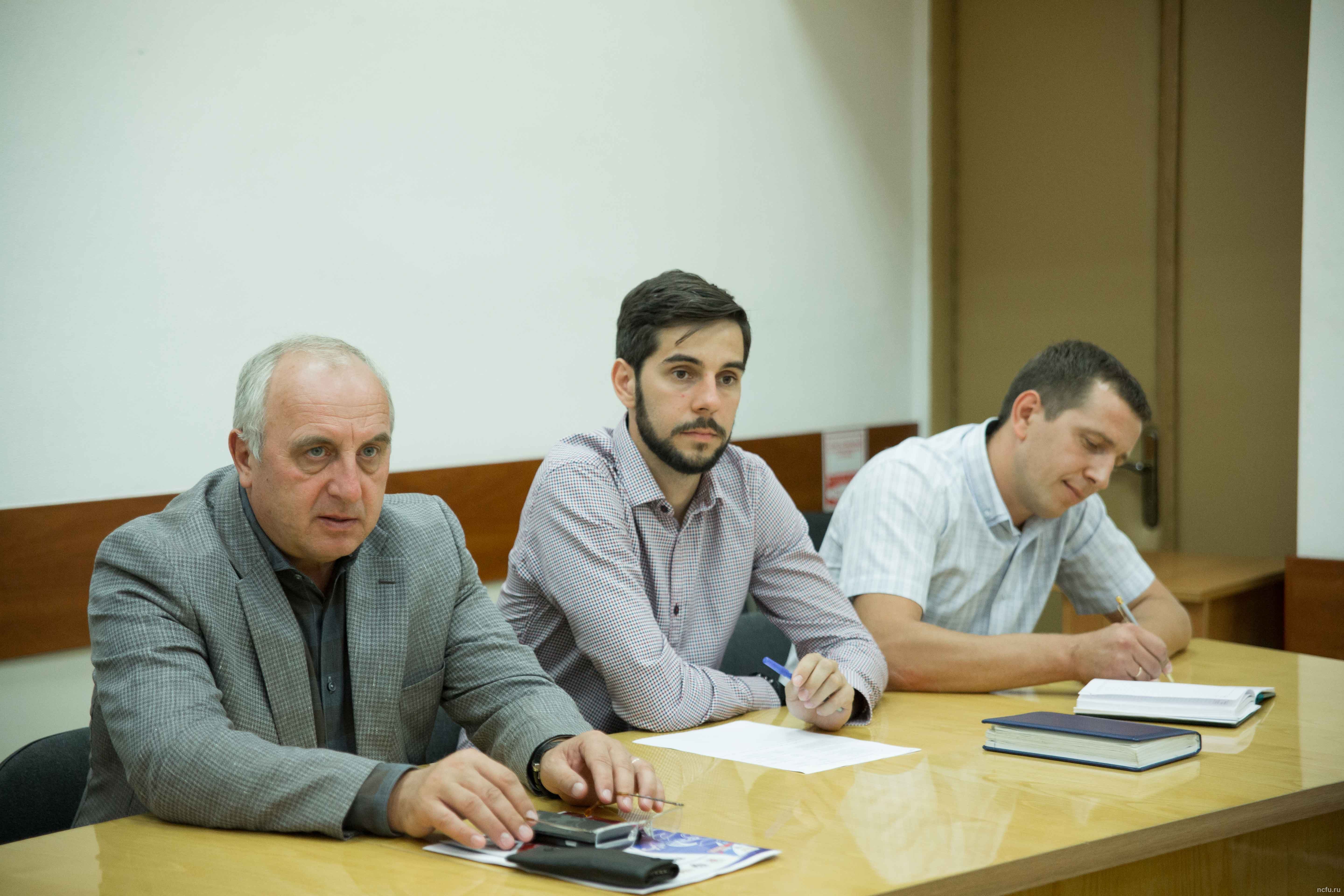 Мужская сборная по футболу СКФУ отправилась на соревнования НСФЛ в Екатеринбург