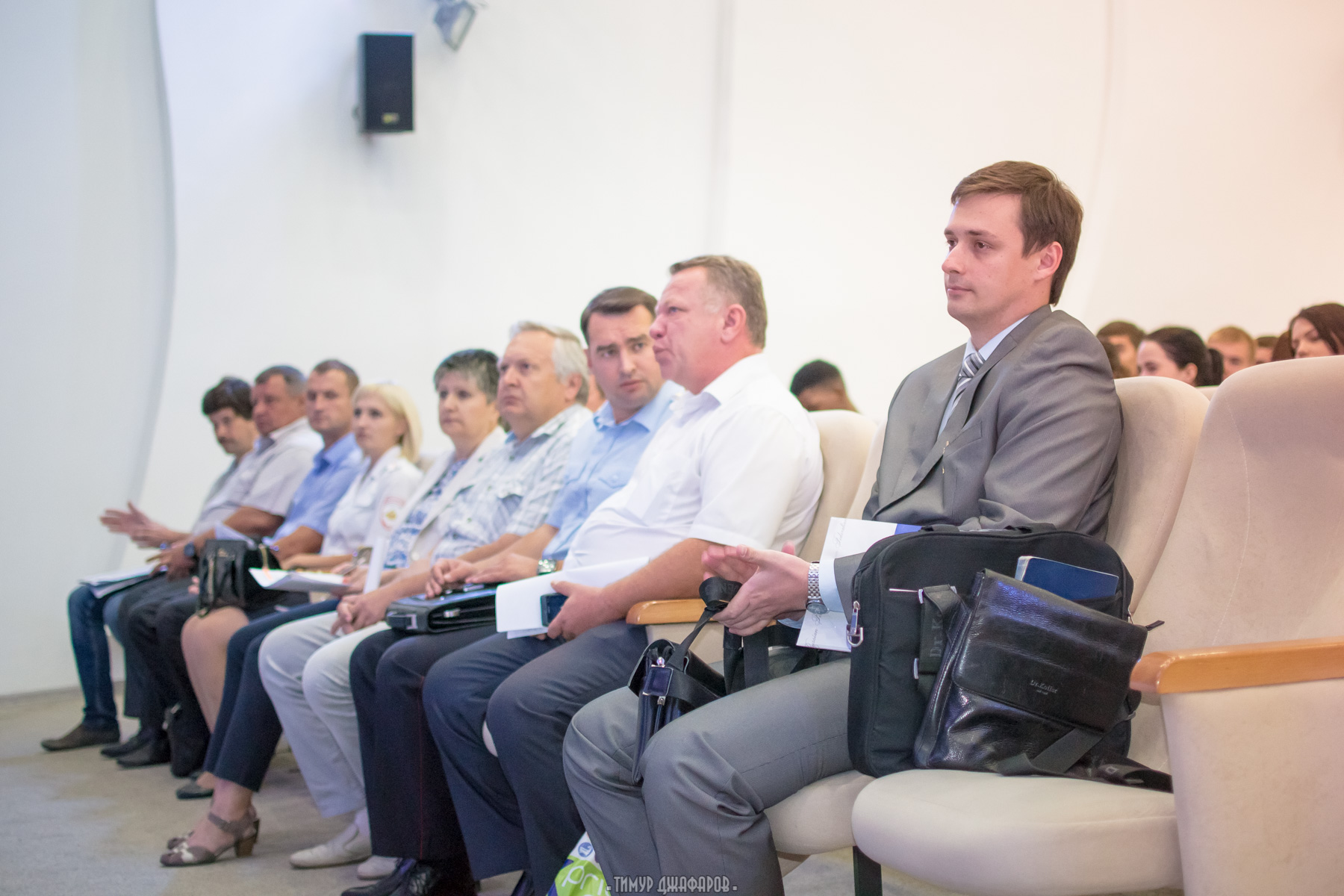 Первокурсники встретились с представителями власти