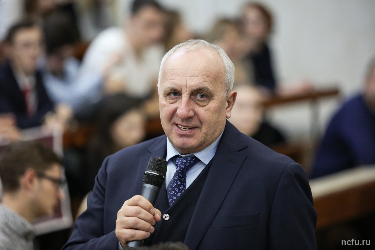 Состоялись дебаты кандидатов на пост председателя Совета обучающихся