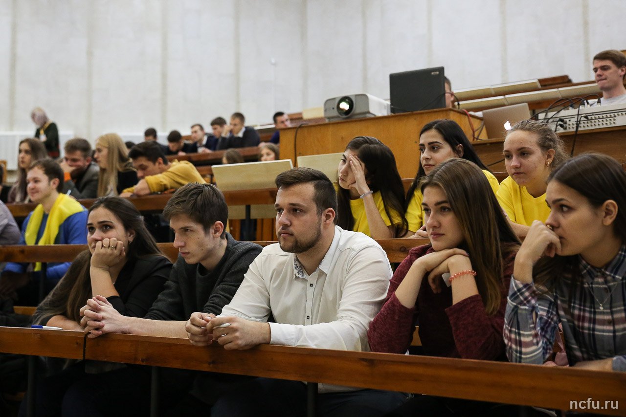 Борьба за кубок победителя в игре «Я знаю» продолжается