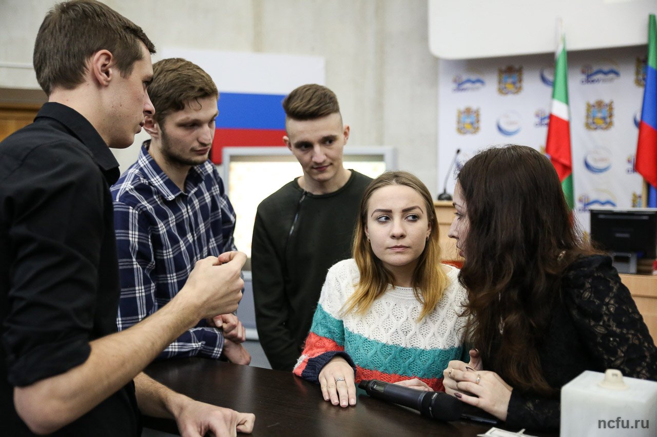 Борьба за кубок победителя в игре «Я знаю» продолжается