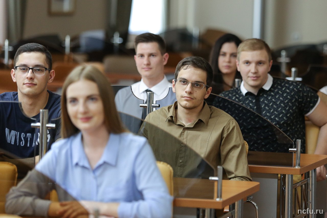 В СКФУ состоялось награждение стипендиатов «КлючАвто»