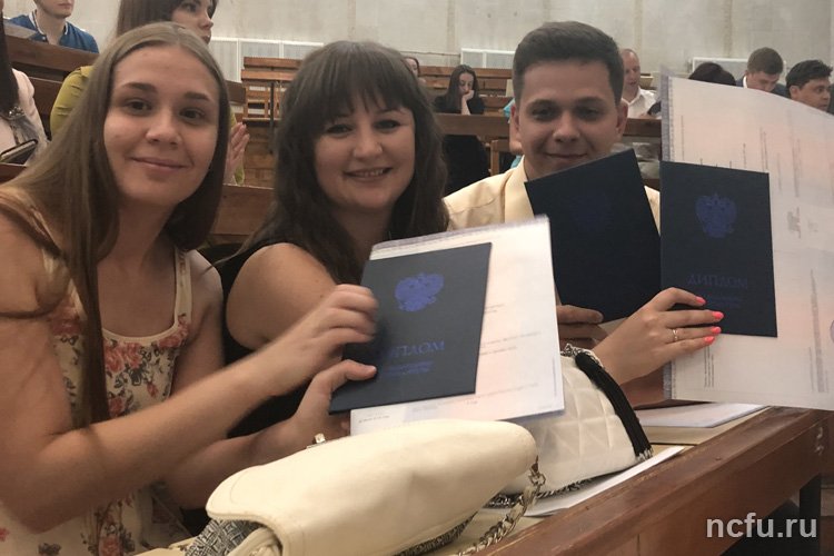 В СКФУ стартовала пора выпускных вечеров