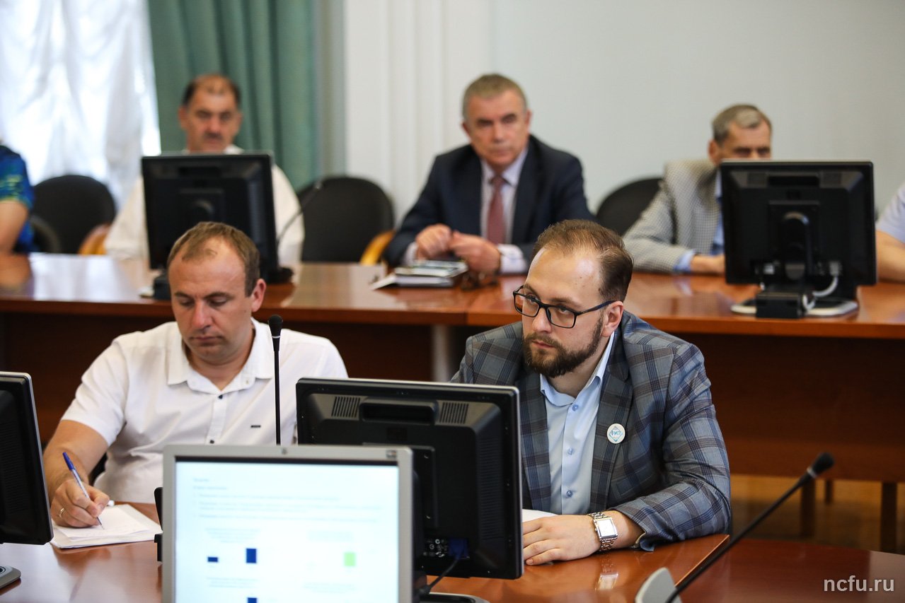 Представители ректората пообщались с преподавателями Института математики и естественных наук