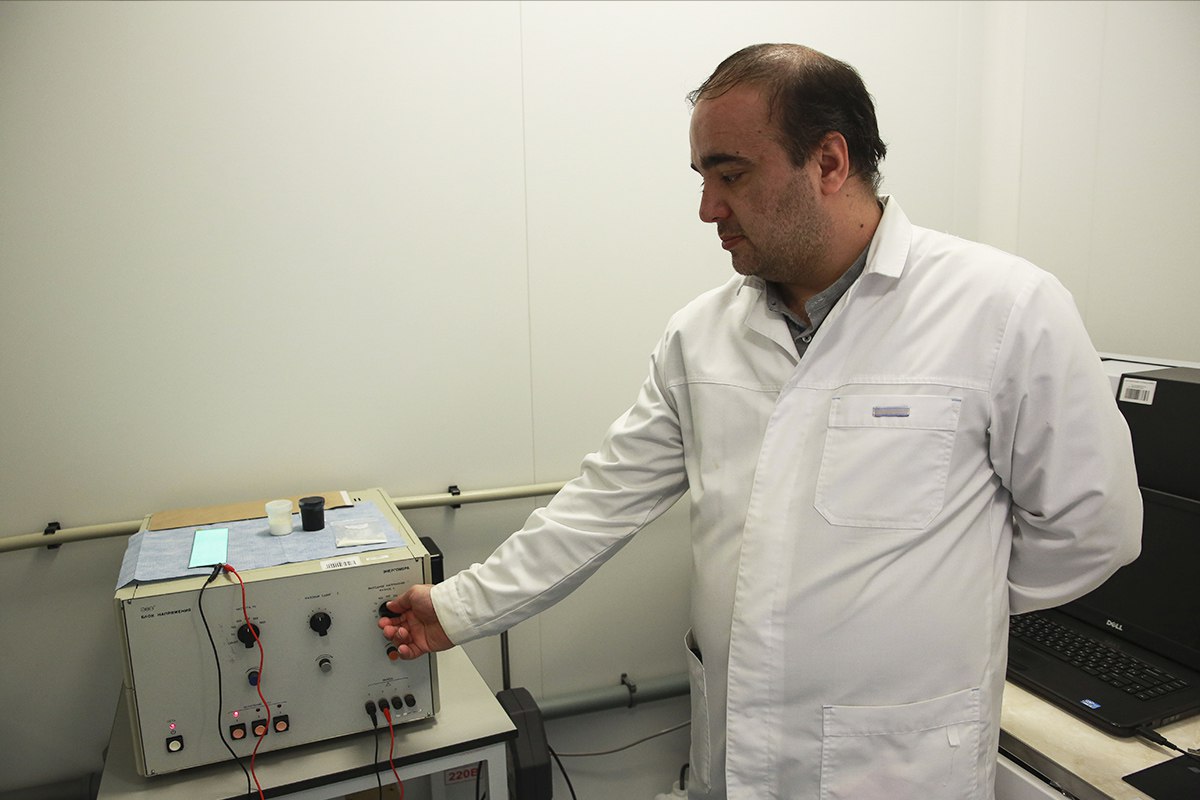 Elektrolyuminofory novogo pokoleniya dlya aviastroeniya razrabotali uchenye SKFU ncfu ru 01 Elektrolyuminofory novogo pokoleniya dlya aviastroeniya razrabotali uchenye SKFU ncfu ru 01