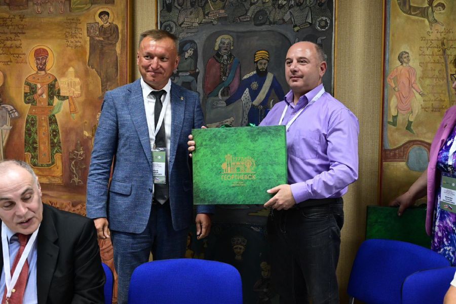 Мост российско-грузинской дружбы СКФУ объединил учёных на юбилейных мероприятиях 2