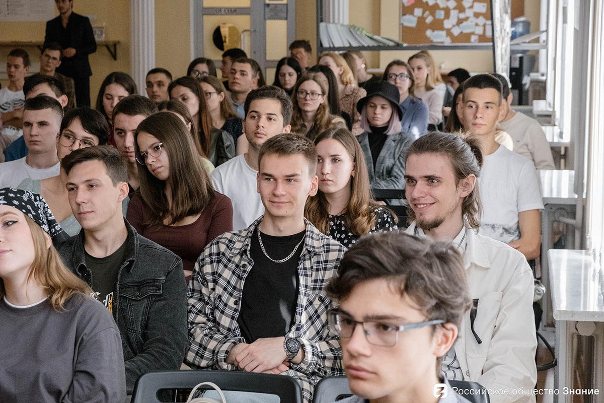 SKFU stal ploshchadkoi dlia nauchno-populiarnykh batlov-ncfu.ru-01