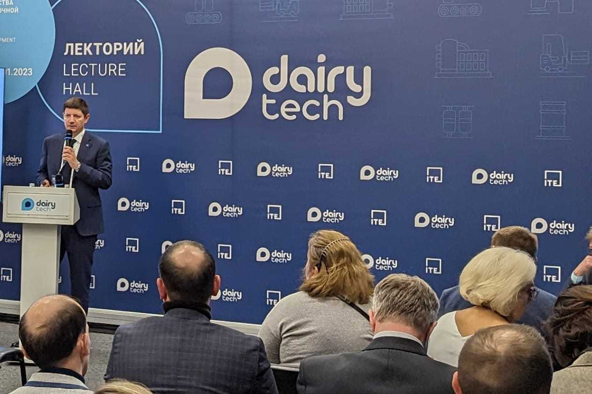 Uchenyj SKFU – moderator na mezhdunarodnoj tekhnologicheskoj vystavke ncfu ru 02