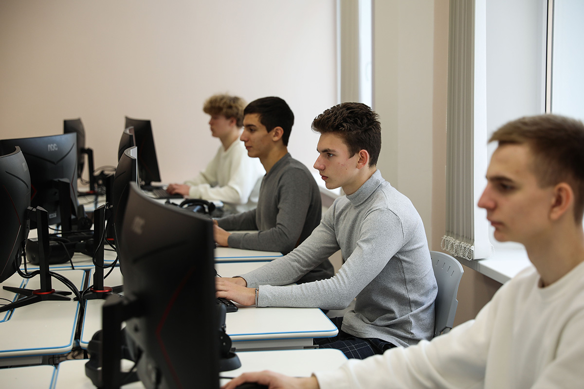 bank-vakansij-kavkaz-vozmozhnostej-pomozhet-studentam-najti-rabotu-ncfu-ru-01