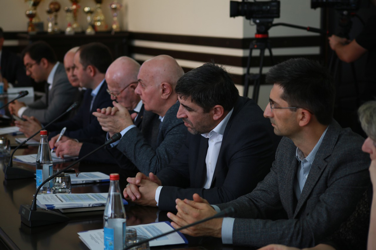 ehksperty-foruma-severnyj-kavkaz-2030-v-nalchike-obsudili-perspektivy-razvitiya-apk-ncfu-ru-04