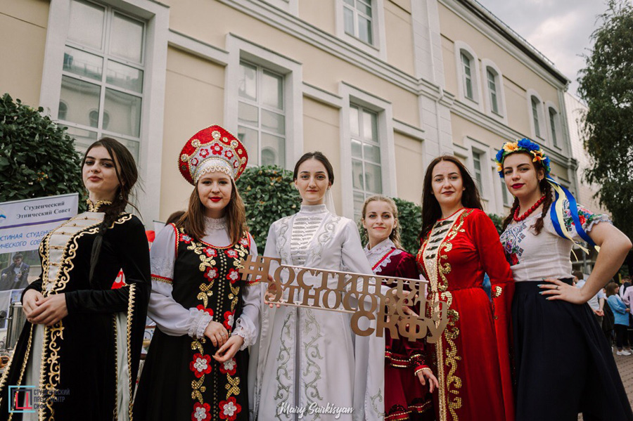 Этносовет СКФУ учит готовить национальные блюда 